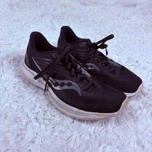 FORMFIT kinvara 12 Black and Gray comfort sneaker Shoes size 8.5